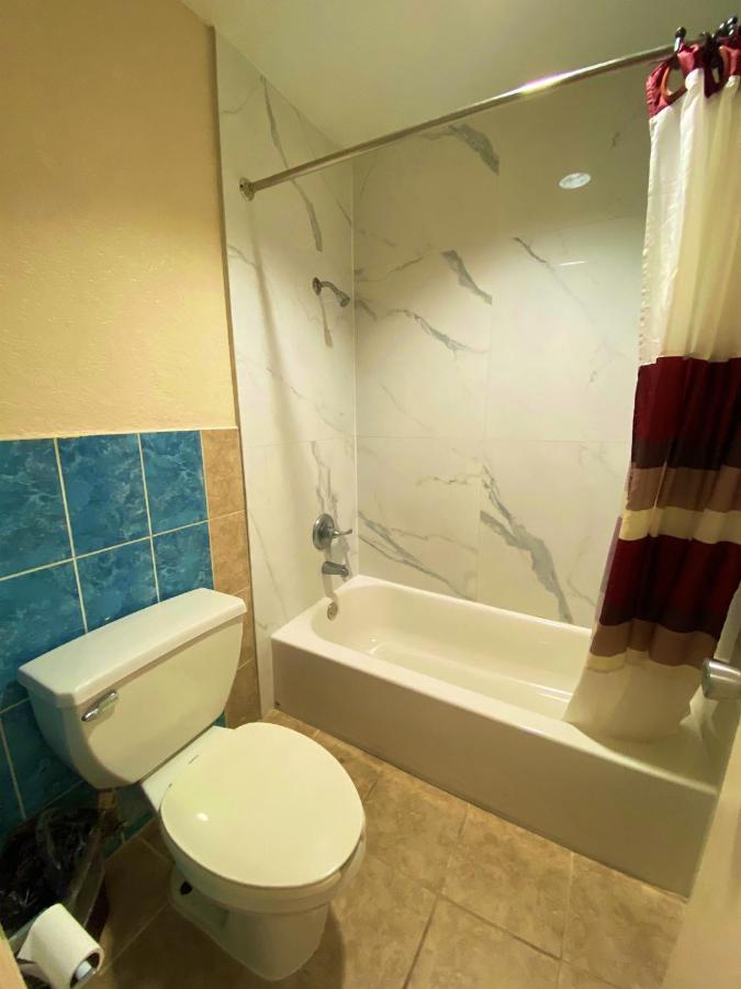 Economy Lodge Texas City Refinery Екстер'єр фото